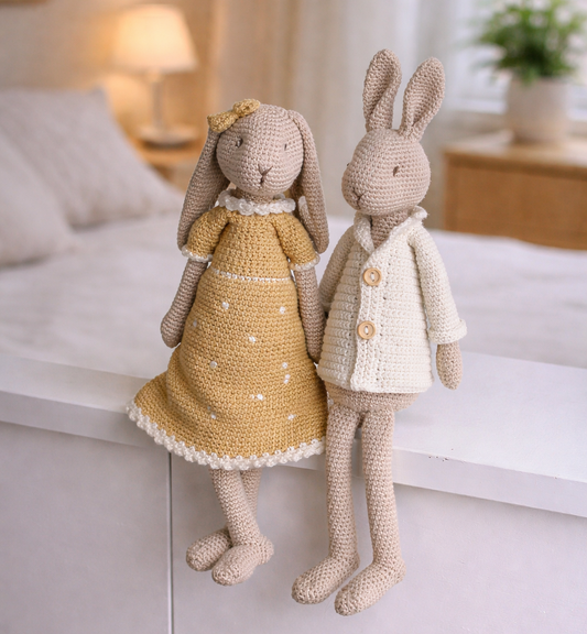 🐇 Elegant Bunny Couple